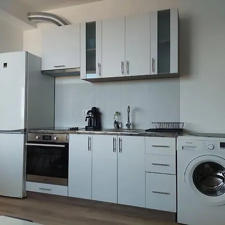Apartment Paradise червенка