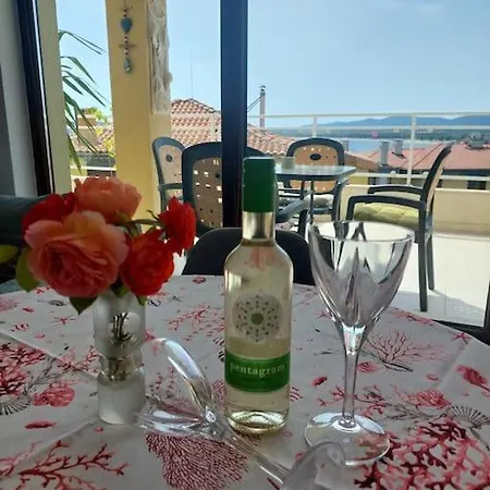 Paradise червенка Apartment *